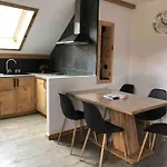 Des 2 Vallees,proche De Tous Commerces *