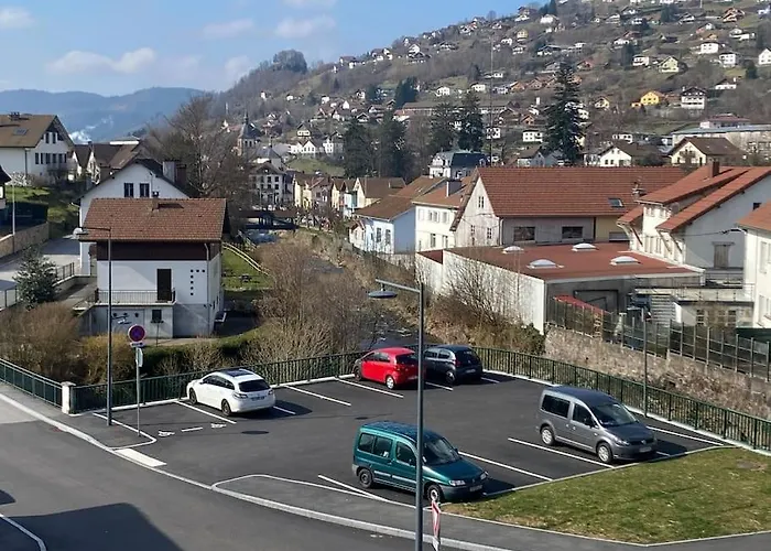 Des 2 Vallees,proche De Tous Commerces *